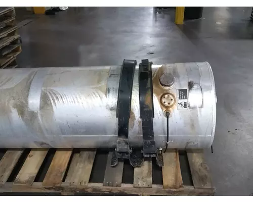 VOLVO VNL670 2341 fuel tank