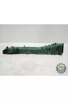 VOLVO VNL670 2511 inlet manifold