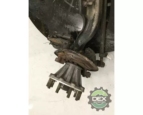 VOLVO VNL670 6121 front axle member