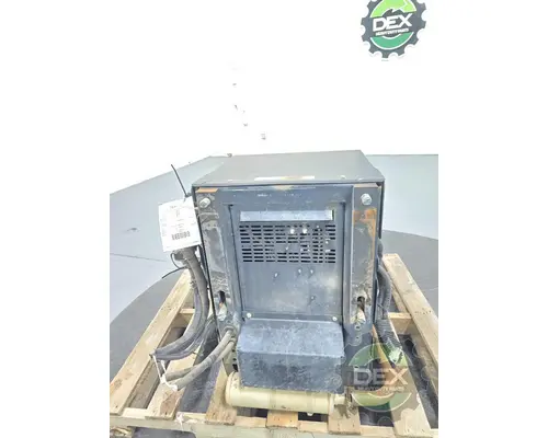 VOLVO VNL670 8752 auxiliary heater, petrol and diesel