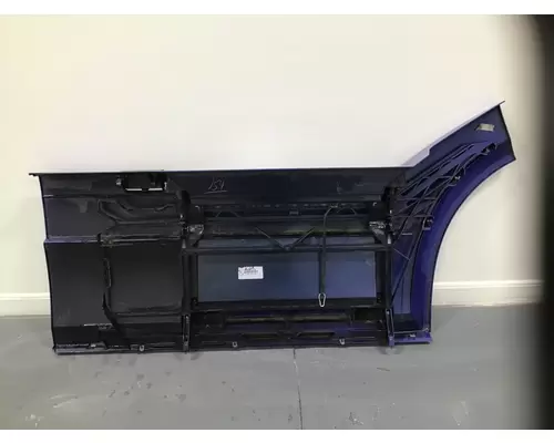 VOLVO VNL670 8916 chassis fairings