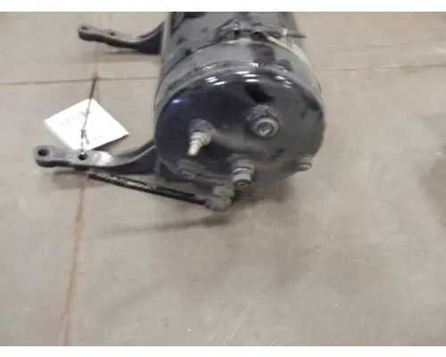 VOLVO VNL670 Air Tank