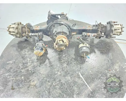VOLVO VNL670 Axle Assembly, Rear (Single or Rear)