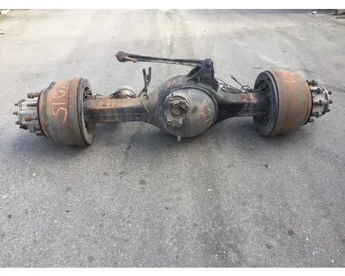 VOLVO VNL670 Axle Assembly, Rear