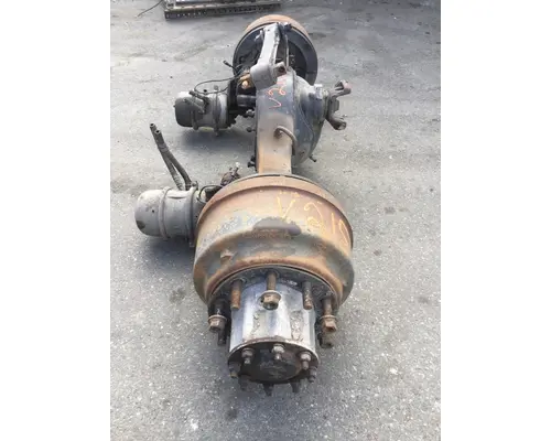 VOLVO VNL670 Axle Assembly, Rear