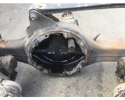 VOLVO VNL670 Axle Assembly, Rear