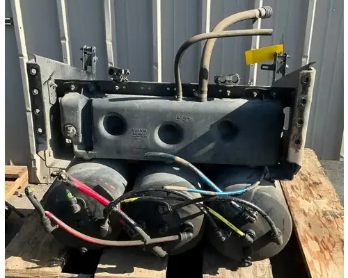 VOLVO VNL670 Battery Boxes