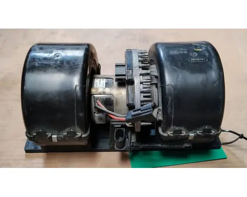 VOLVO VNL670 Blower Motor (HVAC)