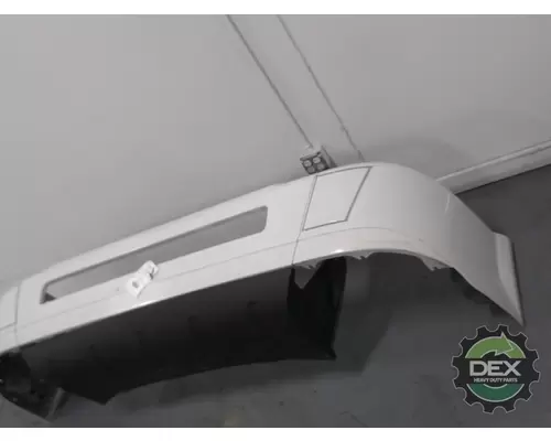VOLVO VNL670 Bumper Assembly, Front