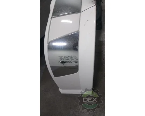 VOLVO VNL670 Bumper Assembly, Front