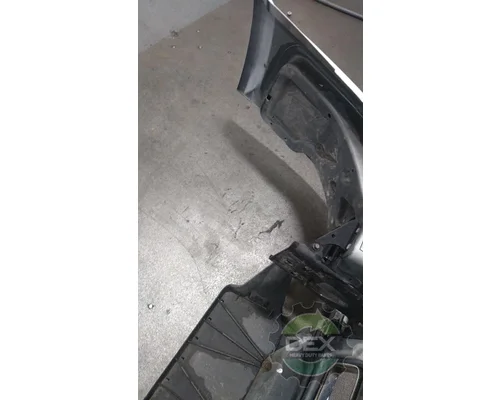 VOLVO VNL670 Bumper Assembly, Front
