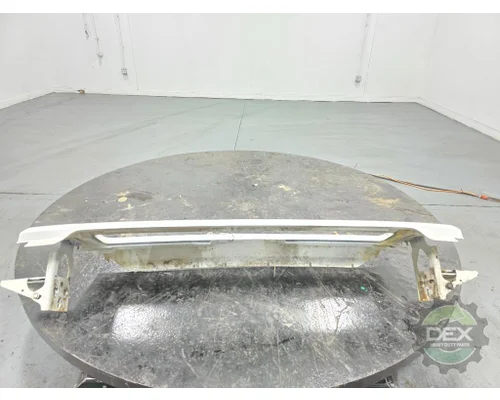 VOLVO VNL670 Bumper Assembly, Front