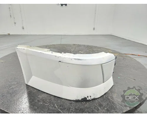 VOLVO VNL670 Bumper Assembly, Front