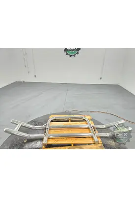 VOLVO VNL670 Bumper Assembly, Front