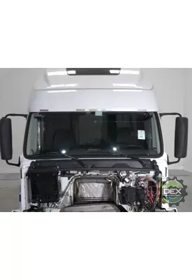 VOLVO VNL670 Cab
