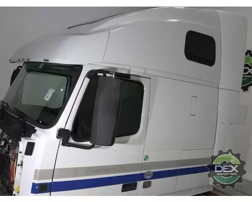 VOLVO VNL670 Cab