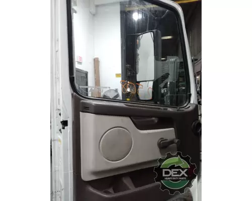 VOLVO VNL670 Cab