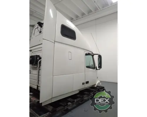 VOLVO VNL670 Cab