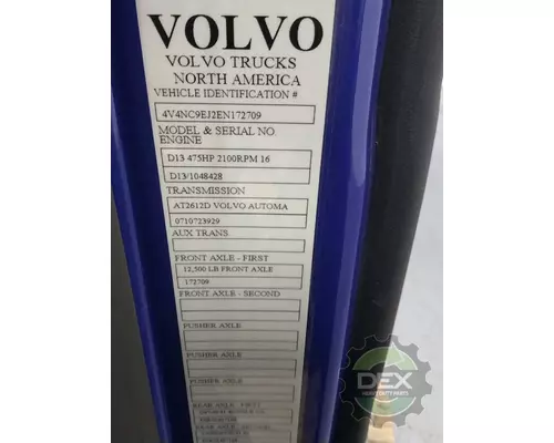 VOLVO VNL670 Cab