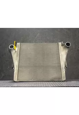 VOLVO VNL670 Charge Air Cooler (ATAAC)