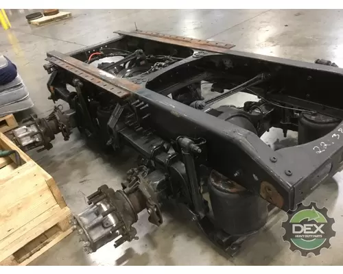 VOLVO VNL670 Cutoff Assembly (Housings & Suspension Only)