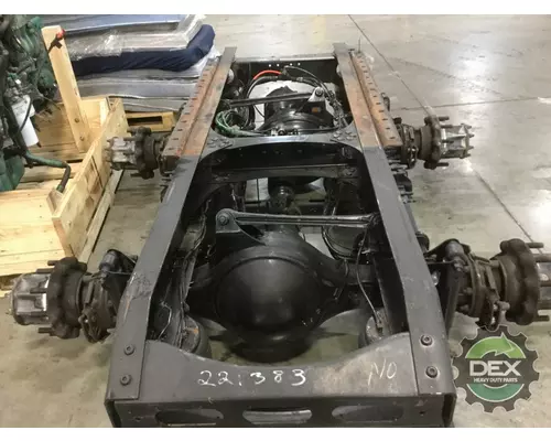 VOLVO VNL670 Cutoff Assembly (Housings & Suspension Only)