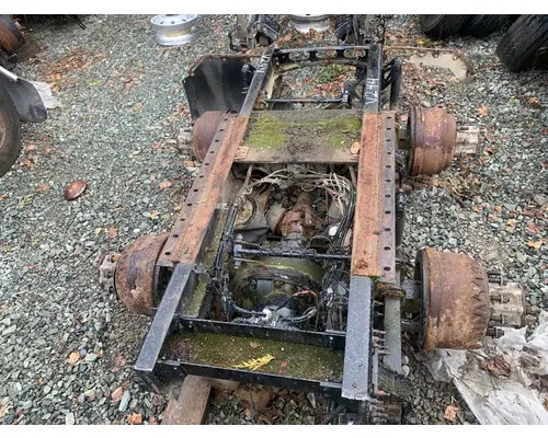 VOLVO VNL670 Cutoff Assembly