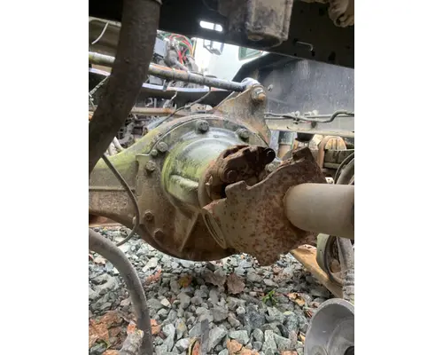 VOLVO VNL670 Cutoff Assembly