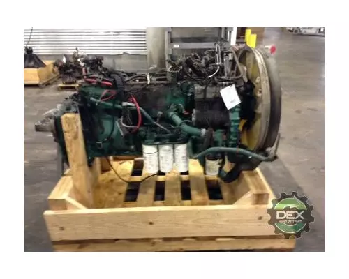 VOLVO VNL670 Cylinder Block