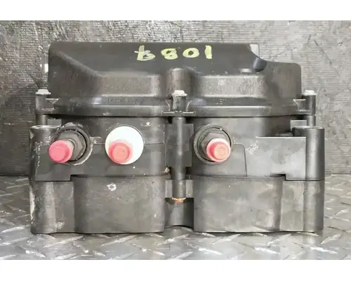 VOLVO VNL670 DEF Pump