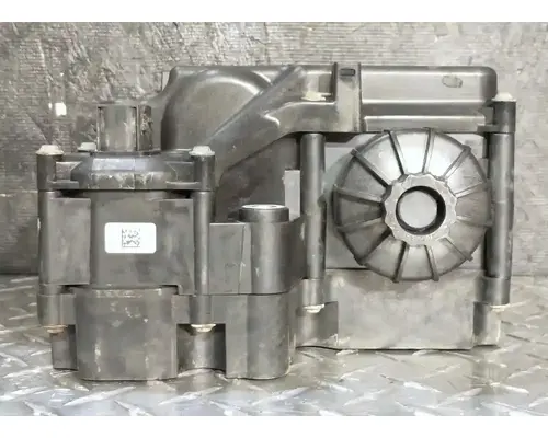 VOLVO VNL670 DEF Pump