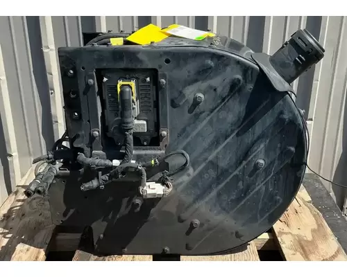 VOLVO VNL670 DEF Tank