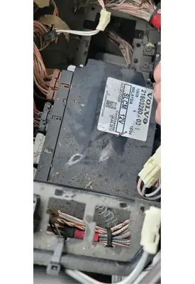 VOLVO VNL670 Dash/Console Switch