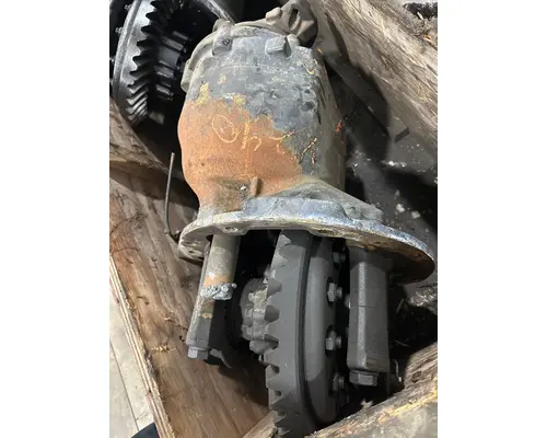 VOLVO VNL670 Differential Assembly (Front, Rear)
