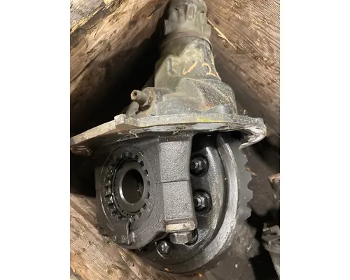 VOLVO VNL670 Differential Assembly (Rear, Rear)