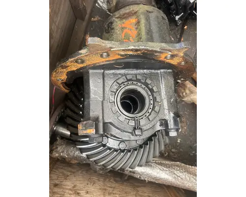 VOLVO VNL670 Differential Assembly (Rear, Rear)