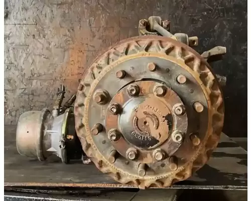 VOLVO VNL670 Differential Housing (Front)