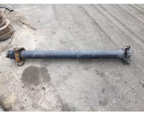 VOLVO VNL670 Drive Shaft, Front