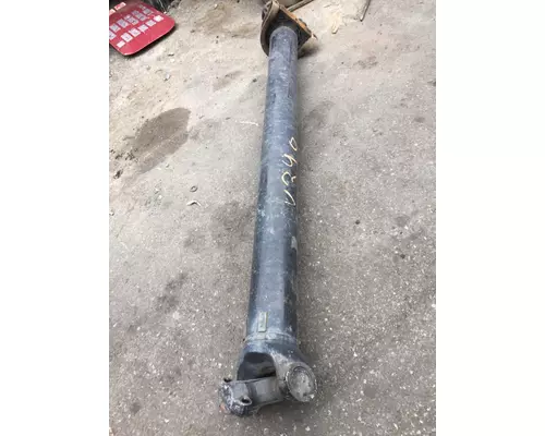 VOLVO VNL670 Drive Shaft, Front