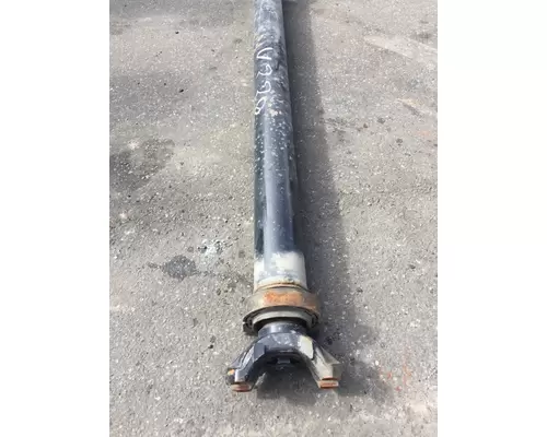 VOLVO VNL670 Drive Shaft, Front