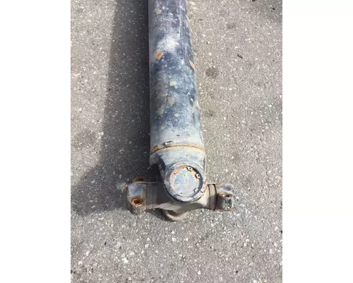 VOLVO VNL670 Drive Shaft, Front