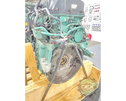 VOLVO VNL670 Engine Assembly