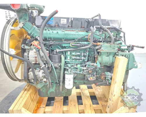 VOLVO VNL670 Engine Assembly