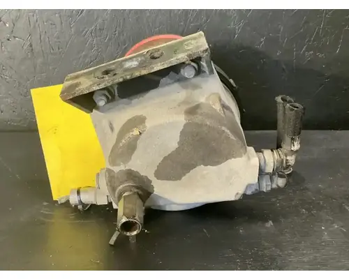 VOLVO VNL670 FilterWater Separator