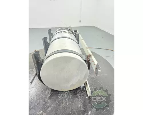 VOLVO VNL670 Fuel Tank
