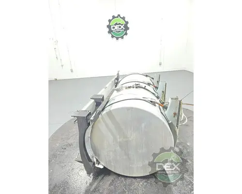 VOLVO VNL670 Fuel Tank