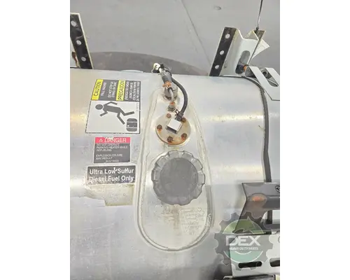 VOLVO VNL670 Fuel Tank