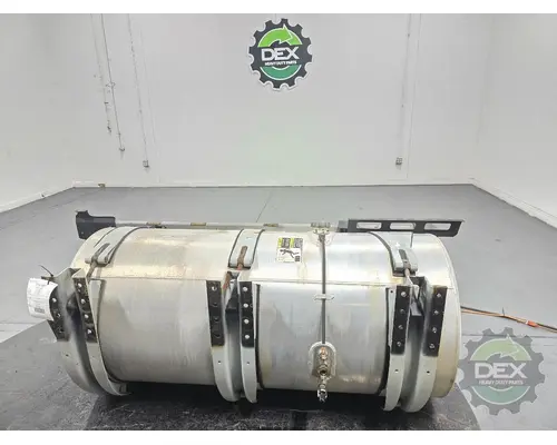 VOLVO VNL670 Fuel Tank