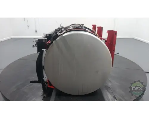 VOLVO VNL670 Fuel Tank