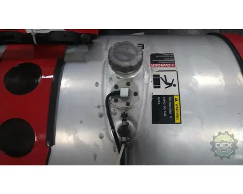 VOLVO VNL670 Fuel Tank